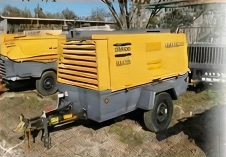 Mobile air compressor on site